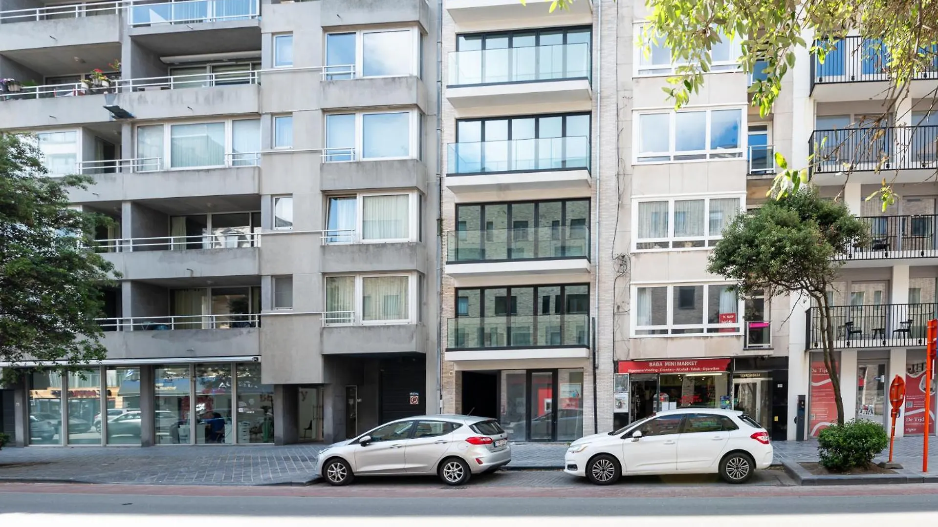 Central Situated Brand New Apartment For 5 Ostend